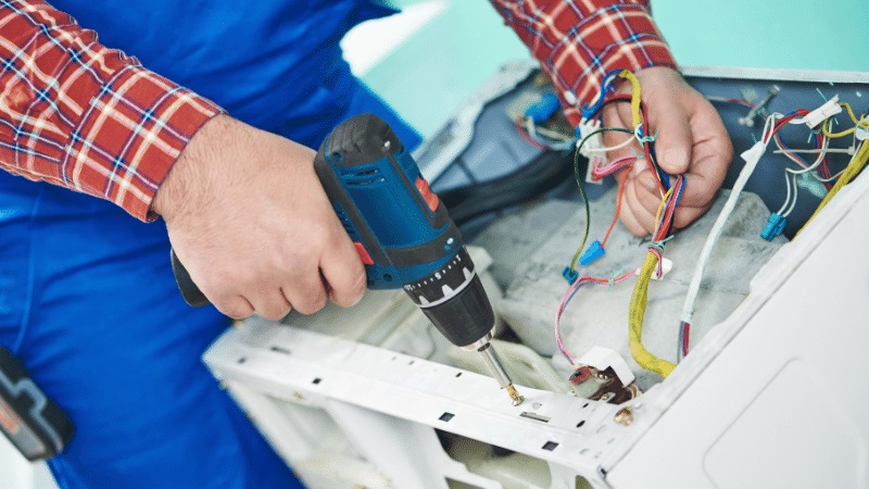 Etimesgut Bosch Bosch çamaşır makinesi kart tamiri – Su almama arızası orijinal parça ile giderildi. - Teknik servis örneği